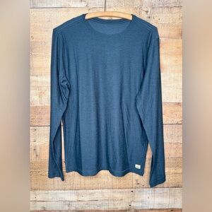 Vuori Mens Long Sleeve Strato Tech Tee Size S Blue Navy Gray Heather Performance